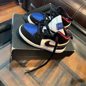 Jordan 1 Mid SE (TD) Toddlers